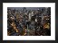 Tavelvägg med ram i svart i storlek 13x18 med poster med "Skyline på natten"